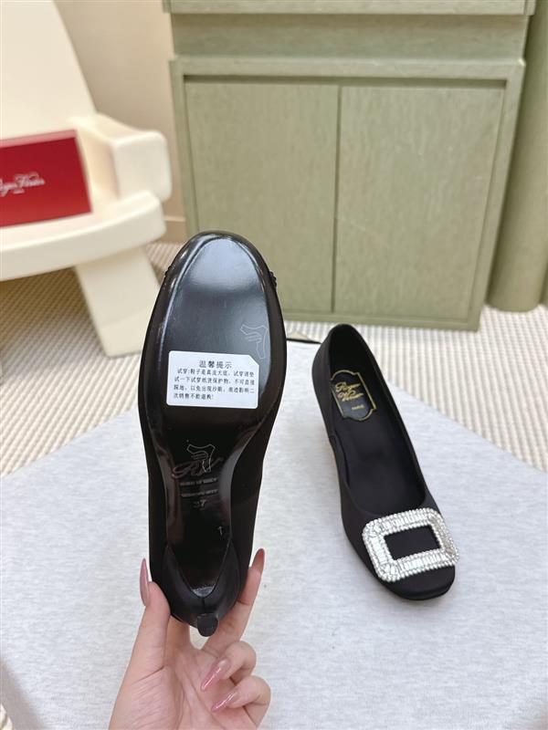 20251127171739980 300